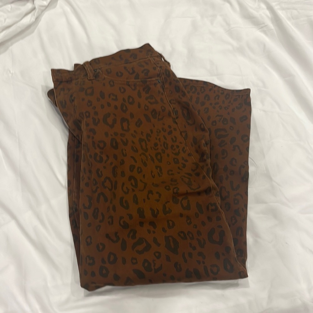 Cheetah print straight leg jeans